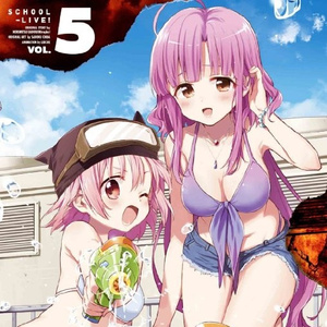 我脱了老师内裤摸她爆尿了
